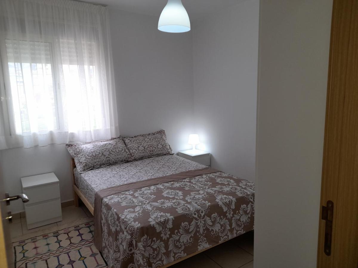 Beau Et Propre Appartement De Famille Dans Un Immeuble Calme Et Familiale A Bab Sebta Fnideq Extérieur photo