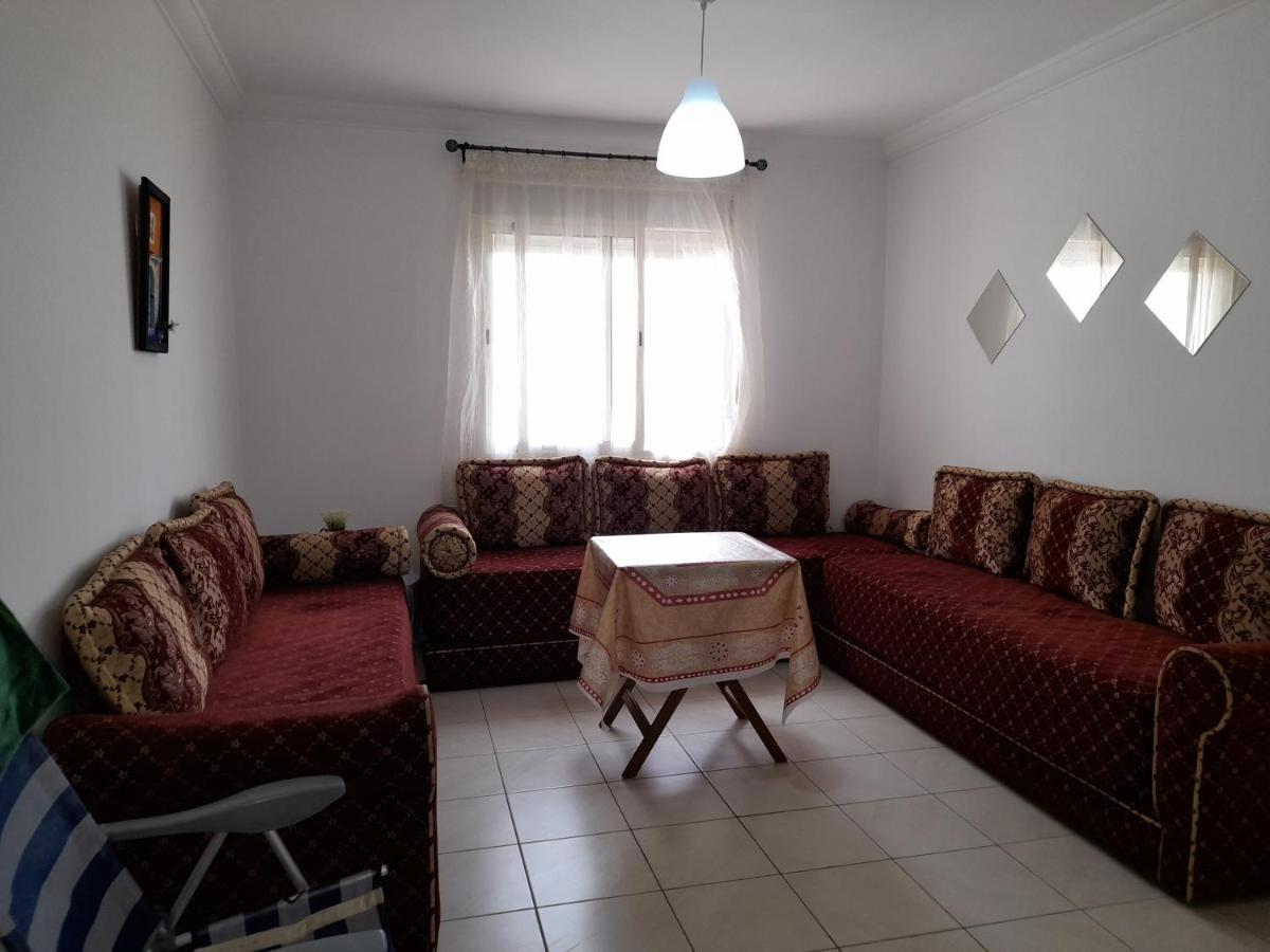 Beau Et Propre Appartement De Famille Dans Un Immeuble Calme Et Familiale A Bab Sebta Fnideq Extérieur photo